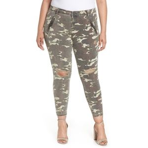 NWT Kut from the Kloth Camouflage Skinny Pants with stretch